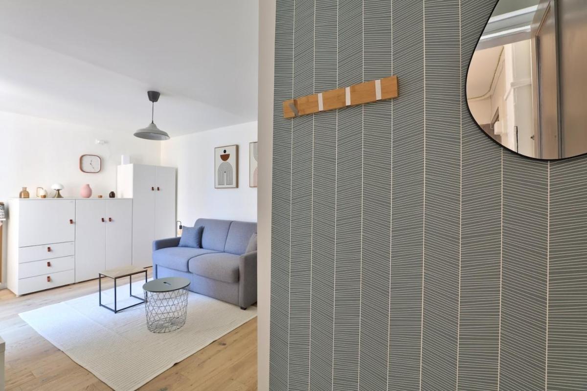Chic And Modern Close To Place D 'italie Paris